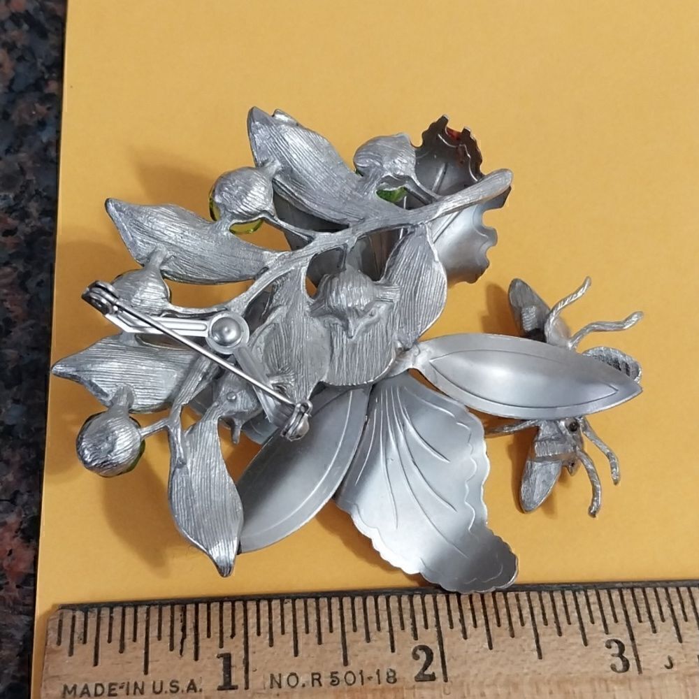 Two Extra Large Pins - Picture 4 of 8
